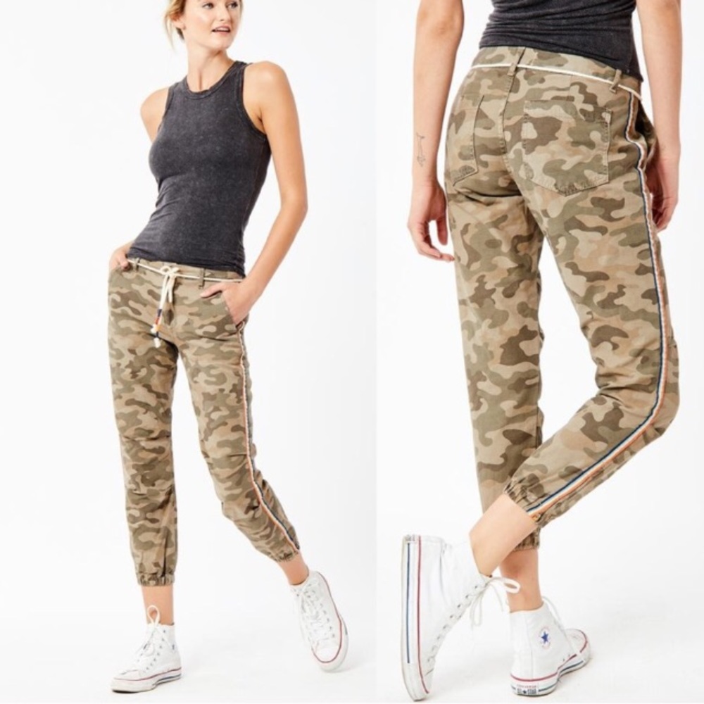 Sundry Cropped Camo Jogger Size 26